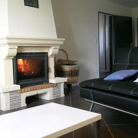 Holiday home Maison Renovee Pres De La Foret De Troncais, Grand Jardin, Cheminee, Wifi, Animaux Acceptes - Fr-1-489-128 *